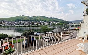 Mosel View Old Town Apartments